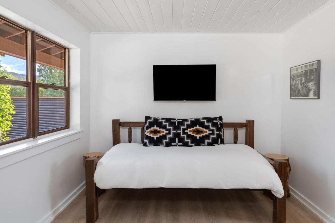 Hotel Palomino 리즈웨이 외부 사진